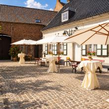 Hoeve en binnenkoer van Hof Van De Putte
