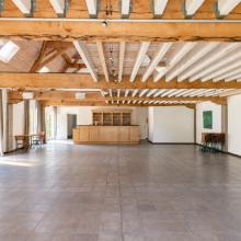 Feestzaal van De Slootjenshoeve zonder tafelopstelling