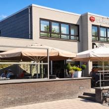 Voorgevel van ontmoetingscentrum Den Drossaerd