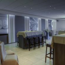 Feestzaal van Scherpenberg met hoge tafels