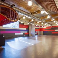 Grote zaal van ontmoetingscentrum De Vrede