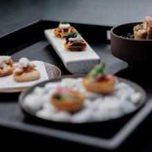 Culinaire presentatie uit de keuken van Maison Maurice