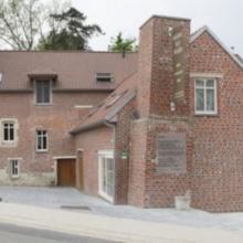 Voorgevel van de gerestaureerde watermolen