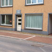 Voorzijde en toegang van Ten Putte