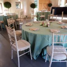 Domein 62, kleinere ruimte ingericht voor een diner